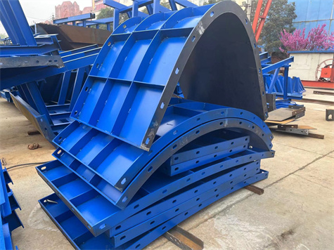 收費站島頭鋼模板組裝發貨